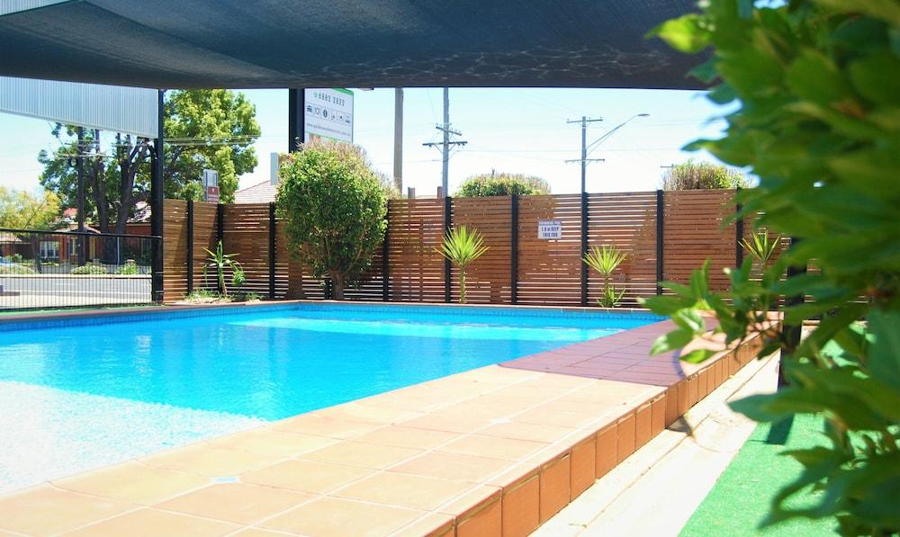 Golden West Motor Inn Dubbo Buitenkant foto