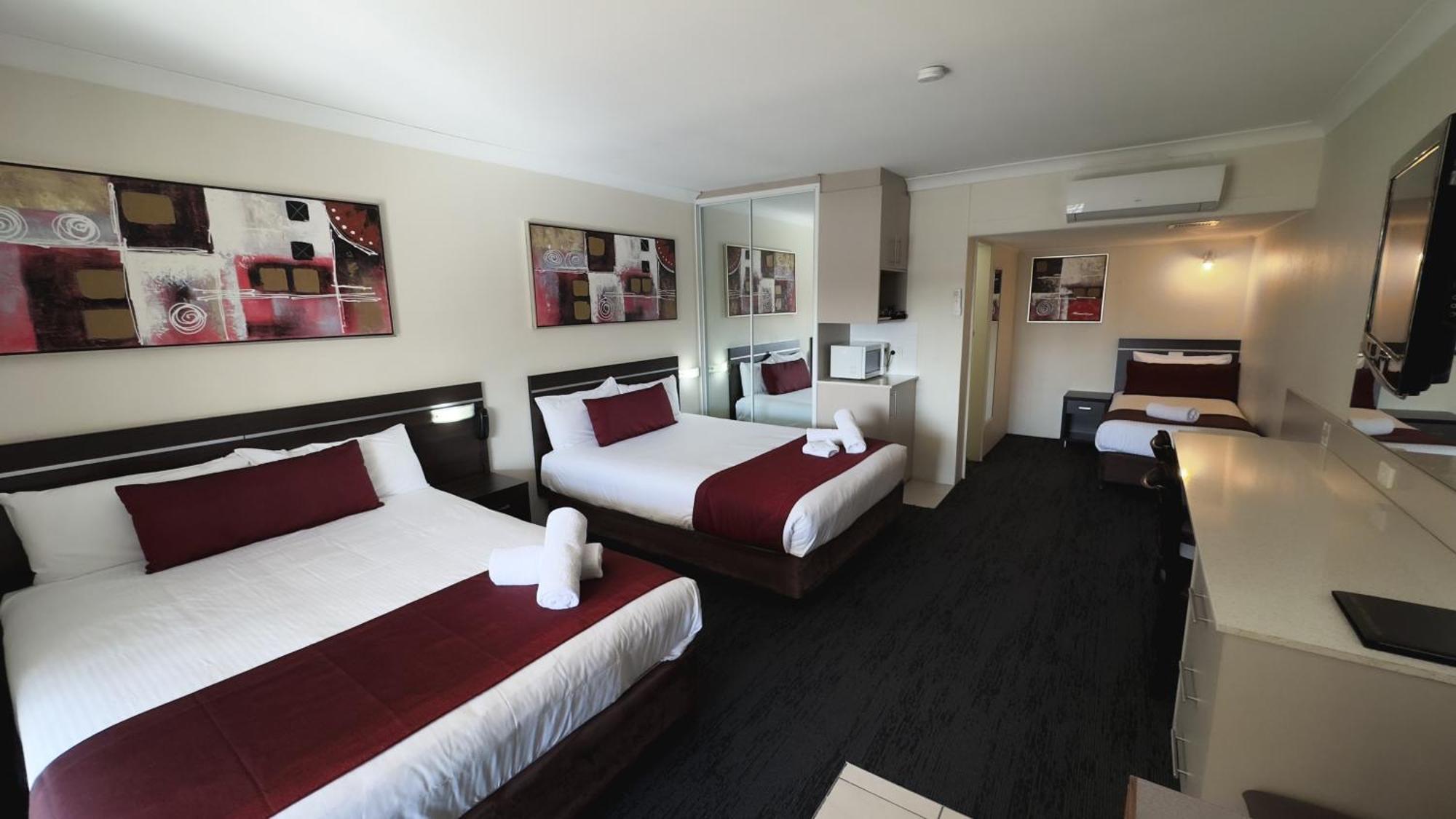 Golden West Motor Inn Dubbo Buitenkant foto