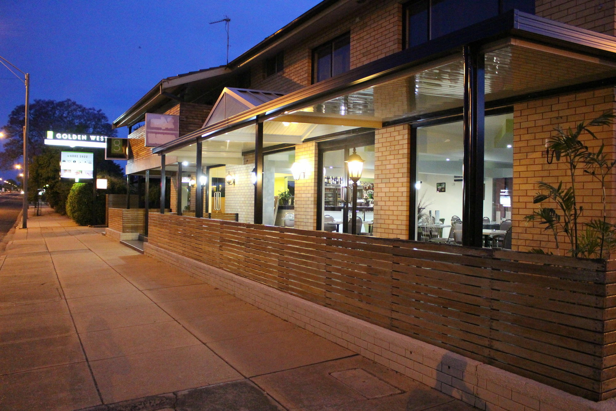 Golden West Motor Inn Dubbo Buitenkant foto